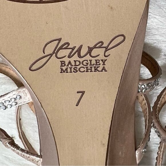 Jewel Badgley Mischka Pink Rhinestone/Crystal Wedge‎ Heel -- 7 - Picture 13 of 13